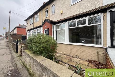 3 bedroom terraced house to rent, Lumb Lane, Tameside M43