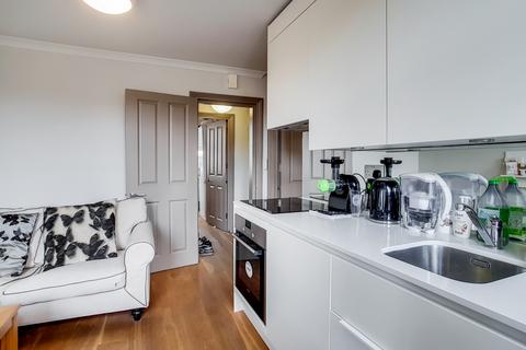 1 bedroom flat to rent, Cleveland Street, Fitzrovia, W1T