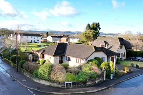 4 bedroom detached bungalow for sale, Green Wood, Kinross KY13