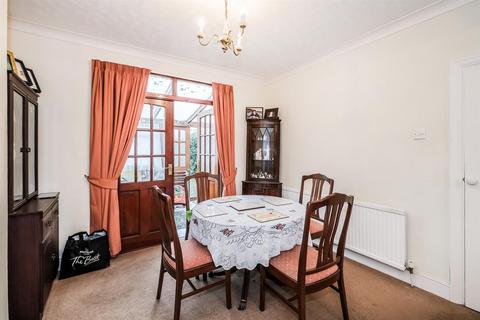 3 bedroom terraced house for sale, Albert Avenue, Chingford