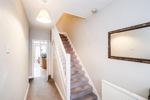 46 Albert Avenue, London, E4 8LG