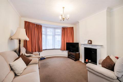 46 Albert Avenue, London, E4 8LG