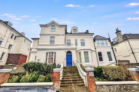 1 bedroom flat for sale, Burlington Place, Eastbourne