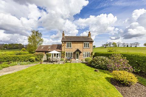 4 bedroom detached house for sale, Forest Road, Oxton NG25