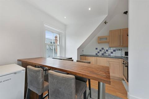 2 bedroom apartment to rent, 90 West Hill, Putney, London, SW15