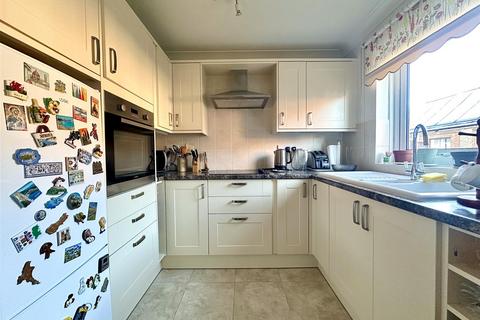 1 bedroom flat for sale, Bosmere Court, The Causeway, Needham Market IP6