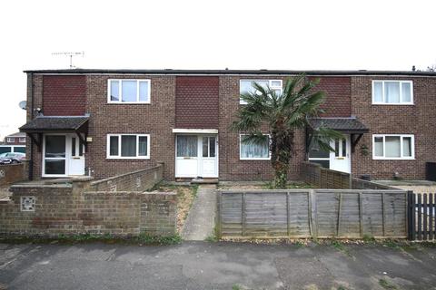 2 bedroom terraced house to rent, Fowler Road, Aylesbury HP19