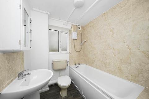Flat 30, Witham Court Thant Close, London, E10 5PJ