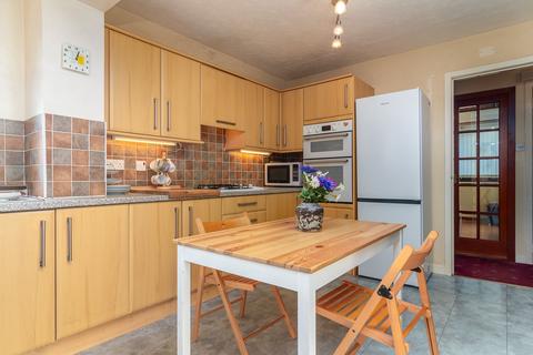 6 Valleyfield, Milton Of Campsie, Glasgow, G66 8HN