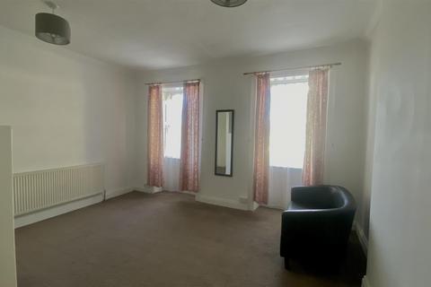 1 bedroom flat to rent, Bush Row, Haverfordwest