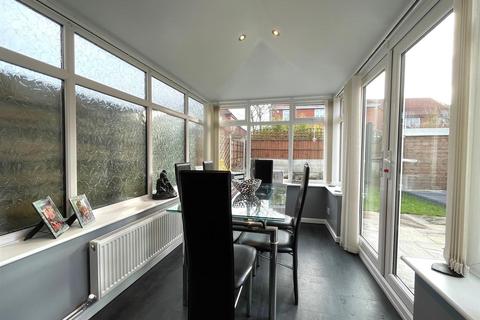 2 Abbot Croft, Westhoughton, Bolton, BL5 2ET