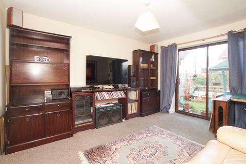 6 Ashman Close, Carlisle, CA2 5SN