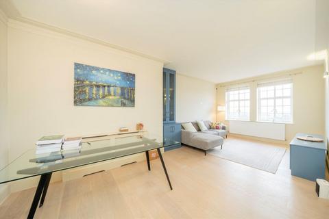 3 bedroom flat for sale, Finchley Road, London NW3