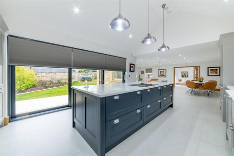 5 bedroom detached house for sale, 10 Great North Road, Morpeth NE61