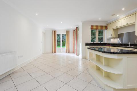 5 bedroom detached house for sale, Grange Place, Walton-on-Thames, Surrey, KT12