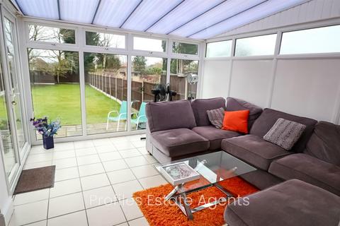 3 bedroom semi-detached house for sale, Bardon Road, Barwell