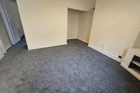 2 bedroom terraced house to rent, North Street, Spennymoor, DL16