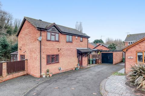 4 bedroom detached house for sale, Woodbank Drive, Catshill, Bromsgrove, B61 0HG