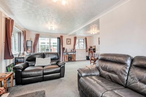 4 bedroom detached house for sale, Woodbank Drive, Catshill, Bromsgrove, B61 0HG