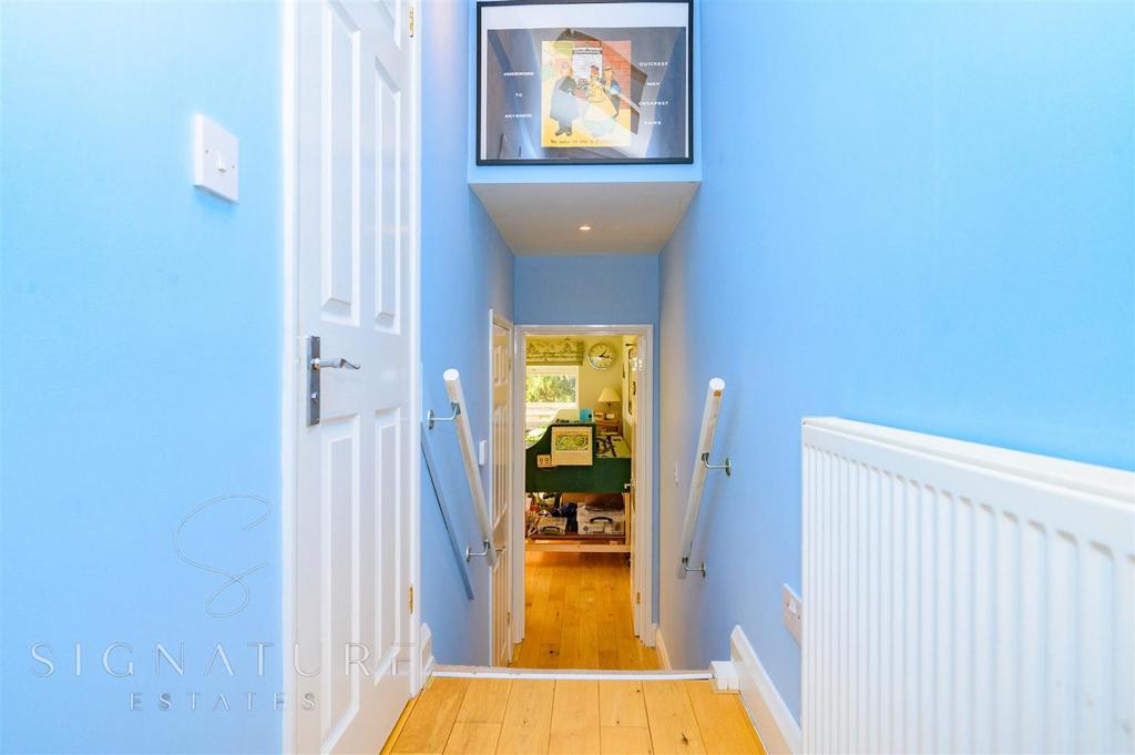 Access to Garden Room