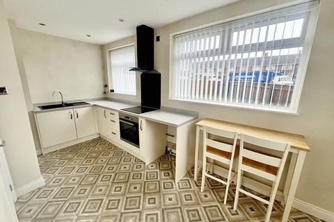 2 bedroom terraced house for sale, Rottingdean Close, Roseworth, Stockton-on-Tees, Durham, TS19 9BZ