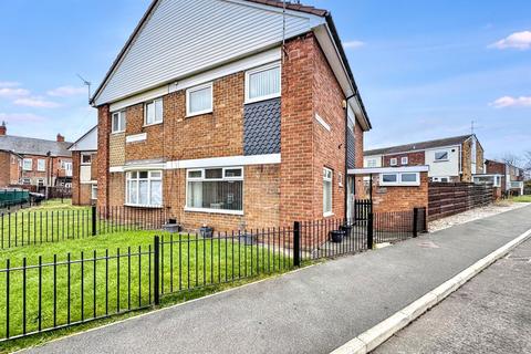 3 bedroom semi-detached house for sale, Wharfedale Drive, South Shields, Tyne and Wear, NE33 5LA