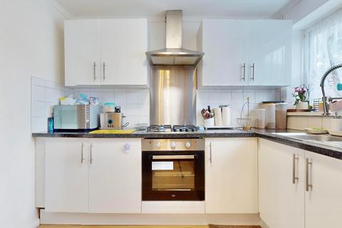 164 Brian Road, Romford, RM6 5BS