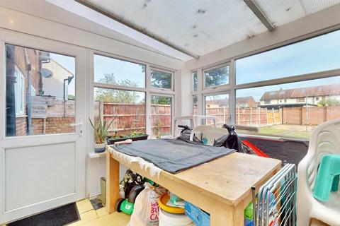 164 Brian Road, Romford, RM6 5BS