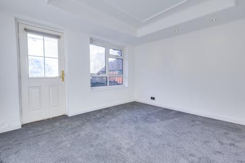 42 Bellmount Close, Leeds, LS13 2UW