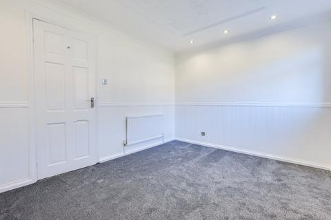 42 Bellmount Close, Leeds, LS13 2UW