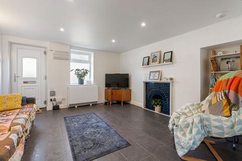 1 Riversdale, Wadebridge, PL27 7NP