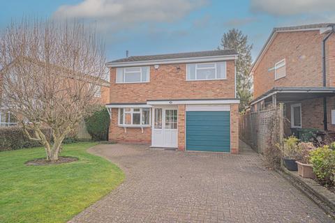 4 bedroom detached house for sale, Chantry Heath Crescent, Knowle, B93