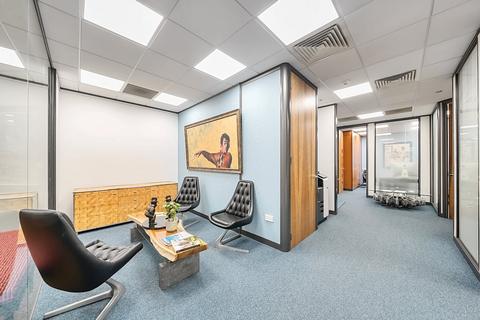 Office to rent, London NW7