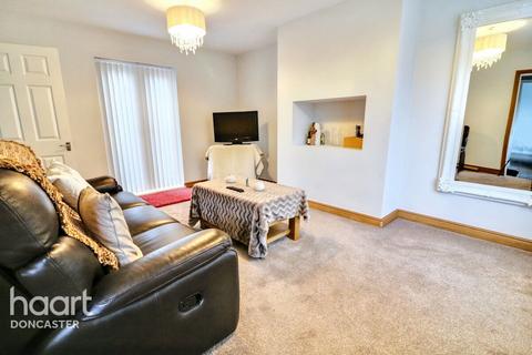 25 Field Road, Stainforth, Doncaster, DN7 5AQ