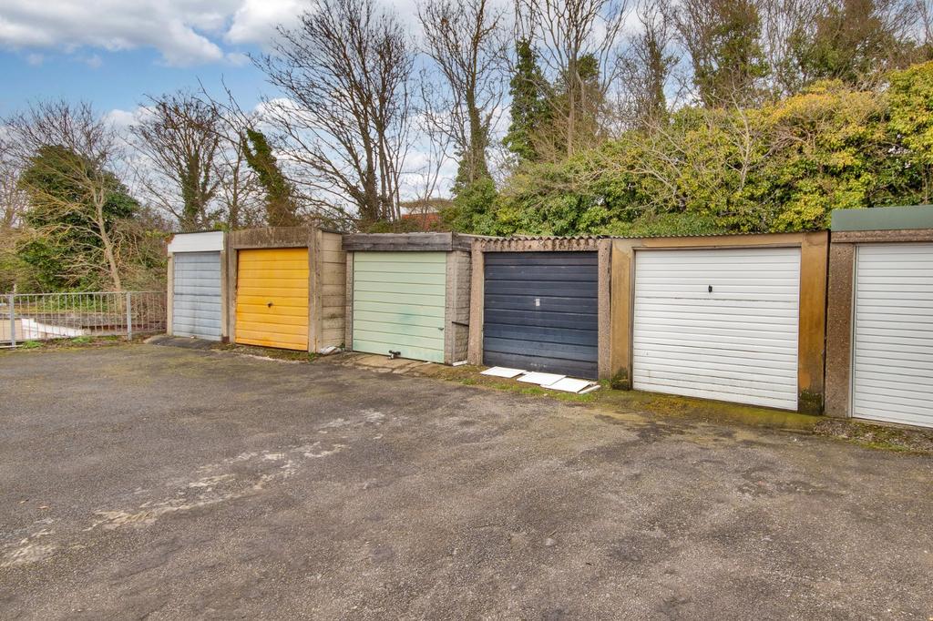 Garage En Bloc