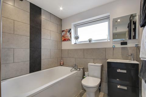 19 Riverview Road, Greenhithe, DA9 9NJ
