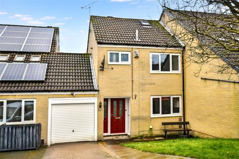 3 bedroom link detached house for sale, Rooms Fold, Morley, Leeds, West Yorkshire