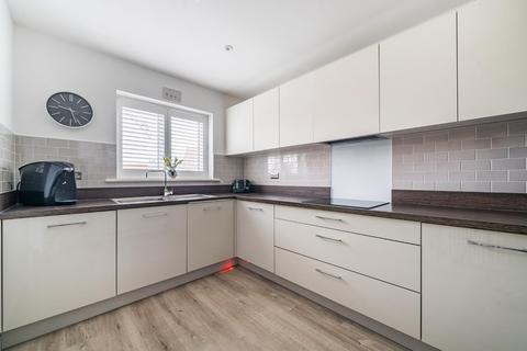 1 Ballard Road, Snodland, ME6 5FW