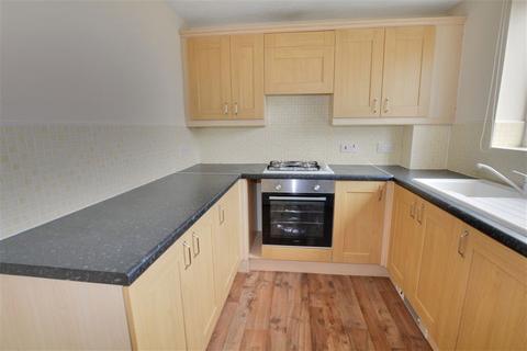 3 bedroom townhouse to rent, Hayfield Way, Ackworth, WF7