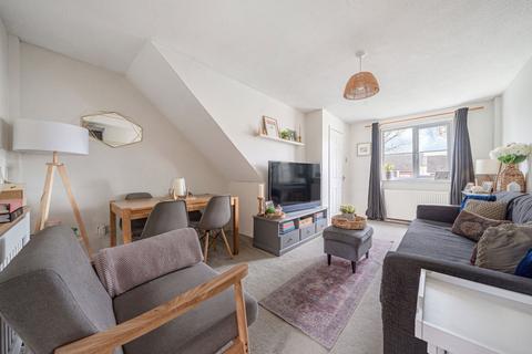 2 bedroom end of terrace house for sale, Rissington Drive, Oxfordshire OX28