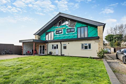 Sunny Lea Ash Lane, Down Hatherley, Gloucester, GL2 9PS