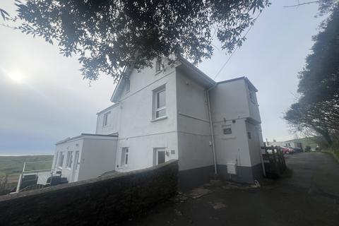 2 bedroom ground floor flat for sale, Penally, Tenby, Pembrokeshire, SA70