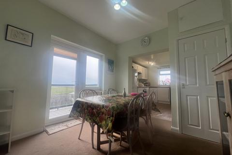 2 bedroom ground floor flat for sale, Penally, Tenby, Pembrokeshire, SA70