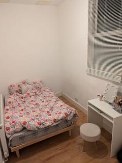 1 bedroom house of multiple occupation to rent, Hornsey Road, London N19