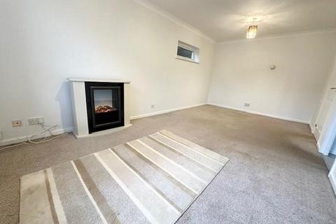 1 bedroom flat to rent, TETTENHALL, High Street