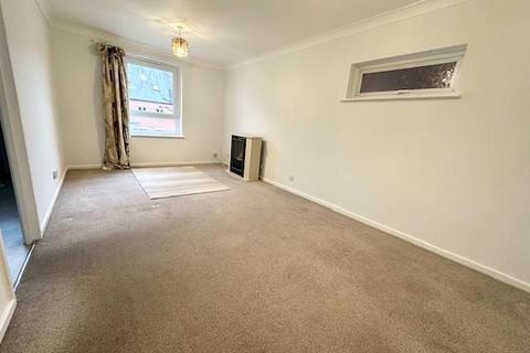 1 bedroom flat to rent, TETTENHALL, High Street