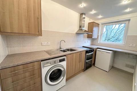 1 bedroom flat to rent, TETTENHALL, High Street