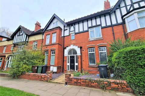 4 bedroom flat to rent, Park Crescent, Wolverhampton, WV1 4PY