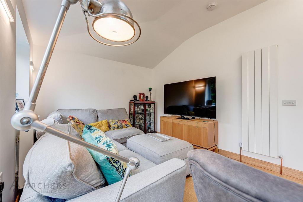 21 Hillcote Close(Interior)(11of27).jpg