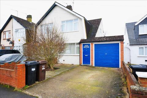 2 bedroom end of terrace house for sale, Norfolk Road, Feltham, Middlesex, TW13